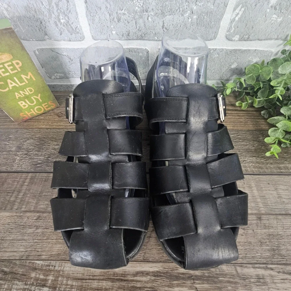 Vionic gil leather